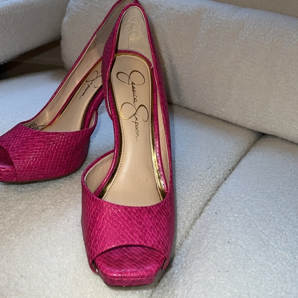 Jessica Simpson Pink Heels Size 7.5 - Picture 2 of 5